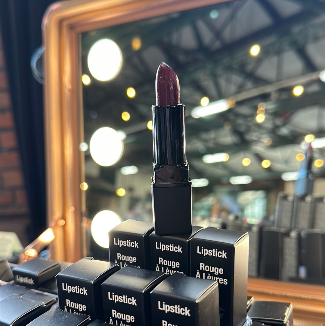 Vamp lip stick