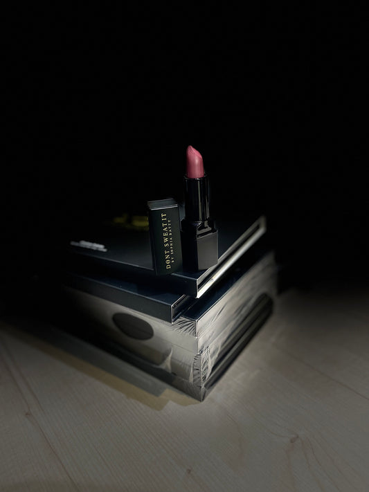 Don’t sweat it by Sophia Batty lipstick colour Faith